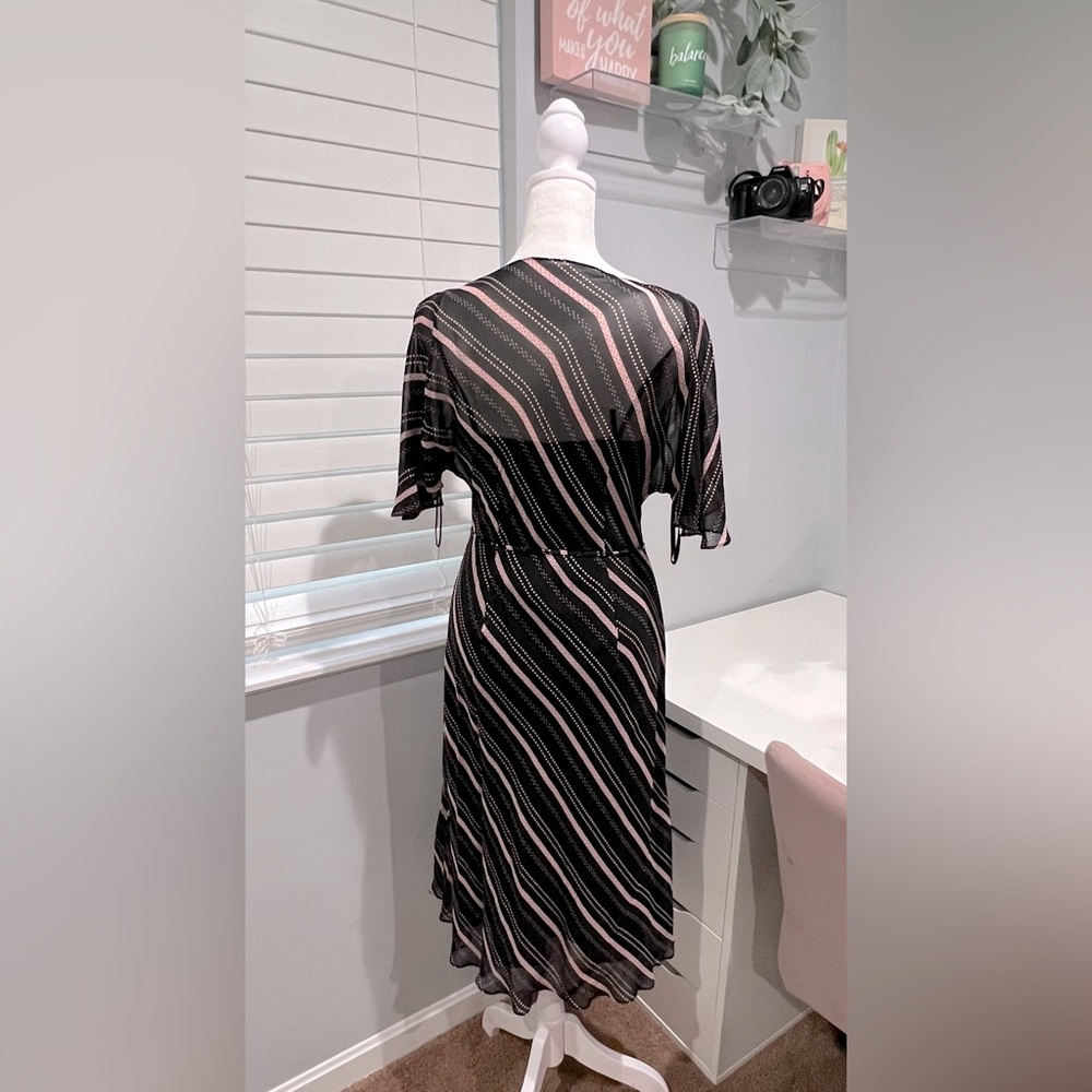 Express Vintage‎ 100% Silk Dress - Picture 5 of 6
